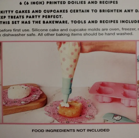 Hello Kitty Deluxe Complete Cake & Cupcake Baking Set - Picture 7 of 8
